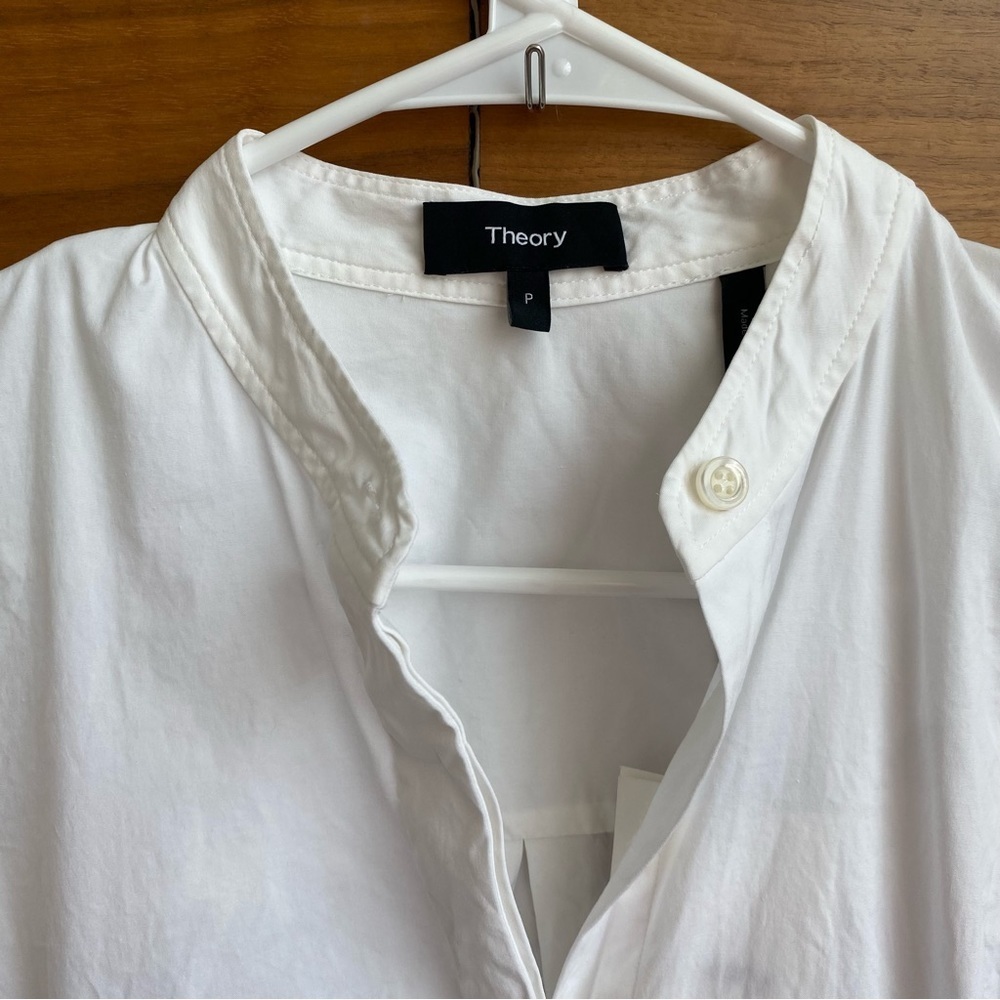 NWT THEORY WHITE LACED BUTTON DOWN, SIZE P - Picture 8 of 16